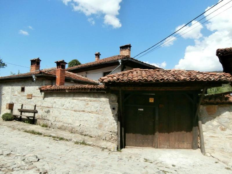 The Gates Apartments Копривштица Экстерьер фото